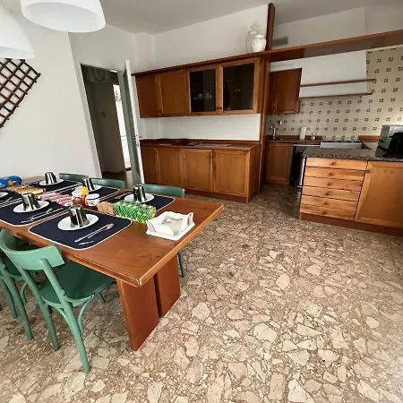 1 Piano In Martini Lägenhet